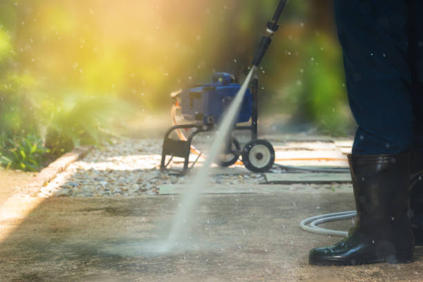 Best Pool Deck Cleaning  in Gravette, AR